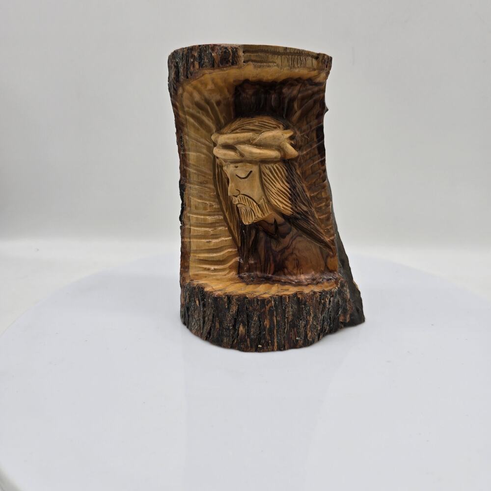 VTG The Holy Land Collection Hand-Carved Olive (?) Wood Jesus Bethlehem 5.5x4.5"